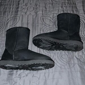 Ugg boots black size 7